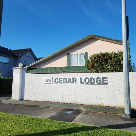 Cedar Lodge Motel ハミルトン エクステリア 写真