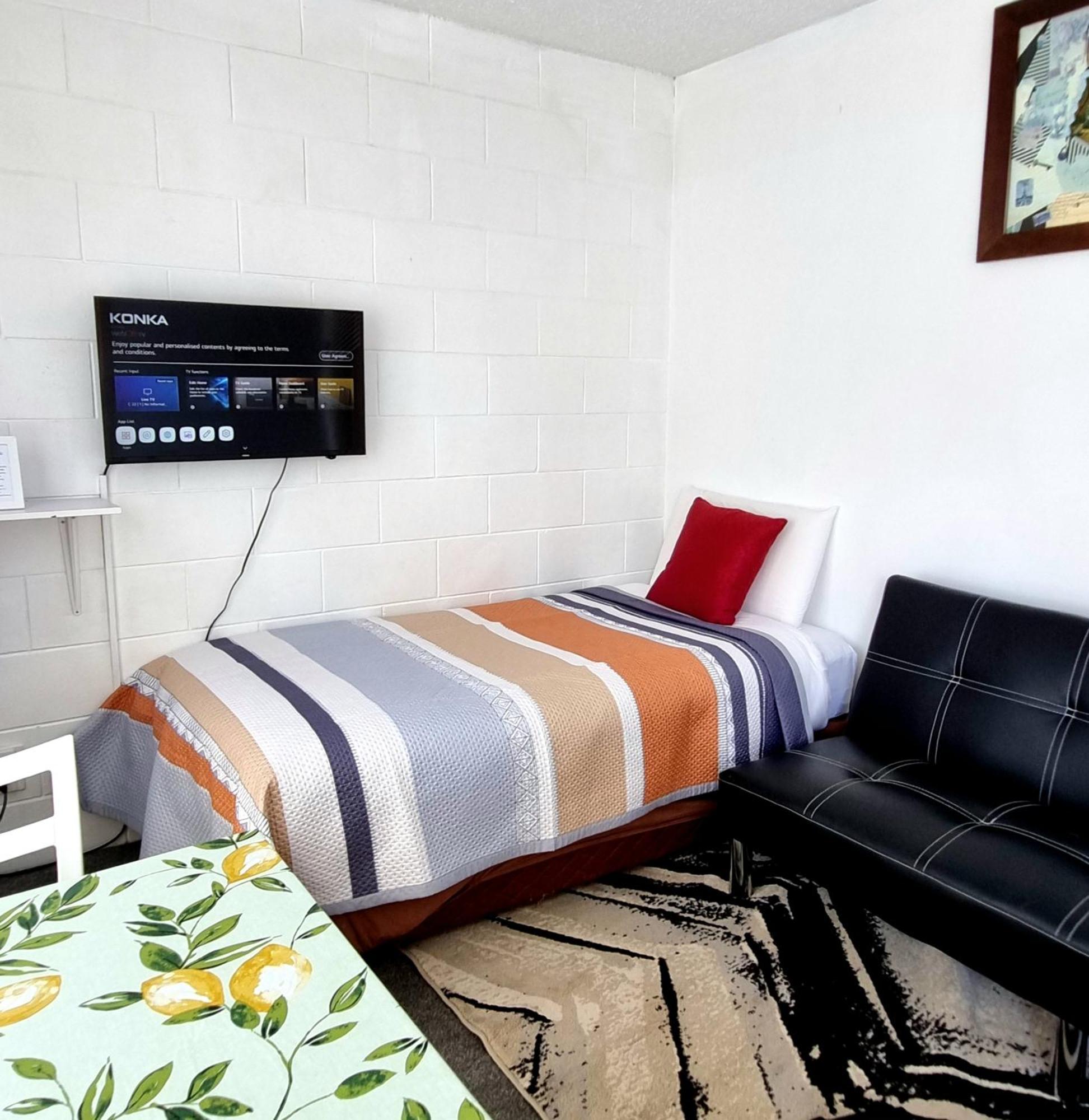 Cedar Lodge Motel ハミルトン エクステリア 写真