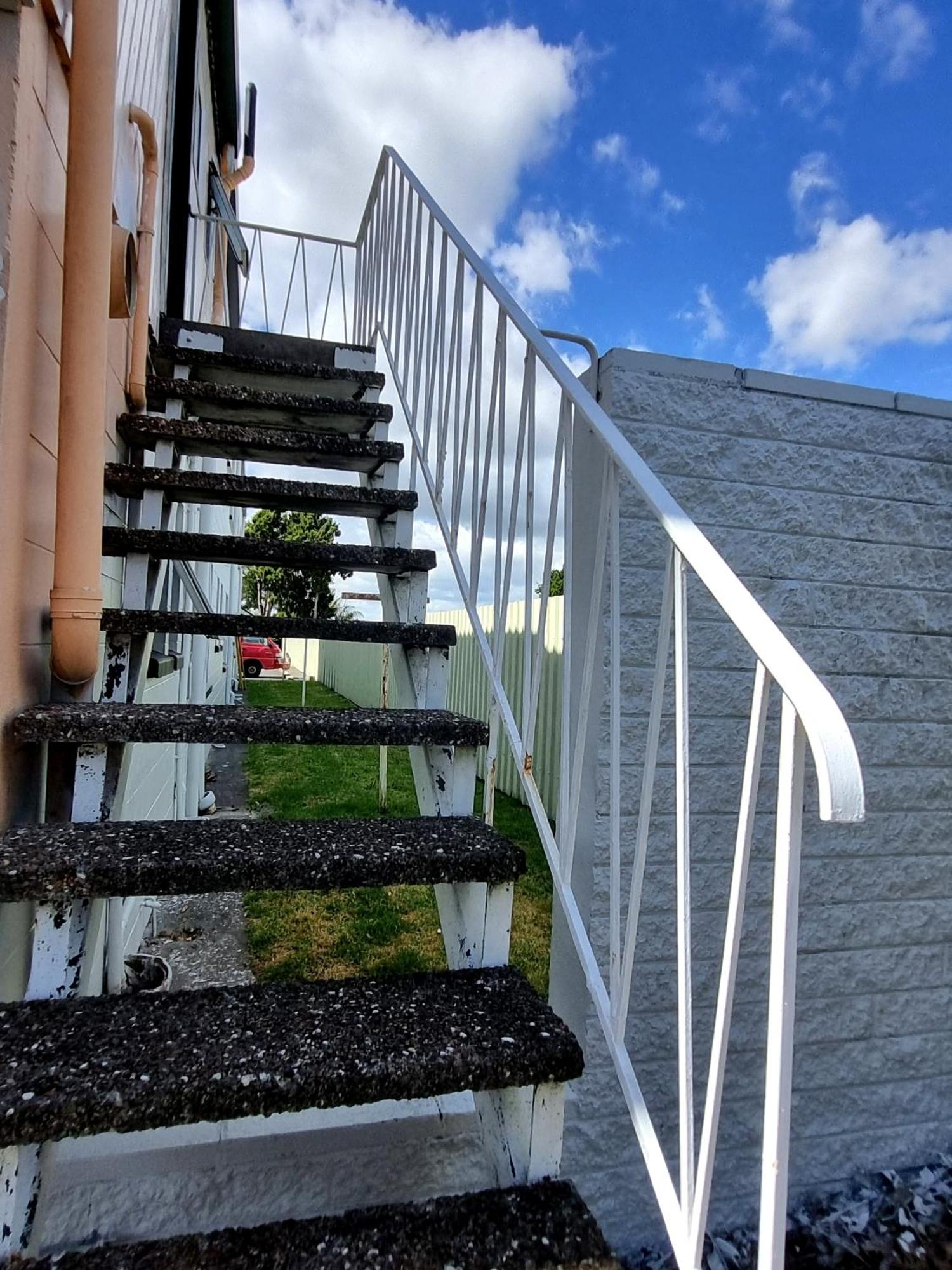 Cedar Lodge Motel ハミルトン エクステリア 写真