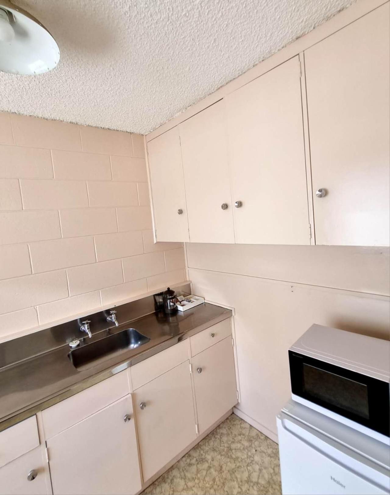 Cedar Lodge Motel ハミルトン エクステリア 写真